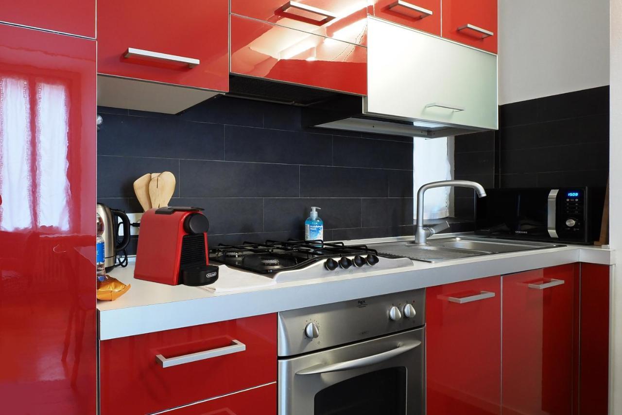 Mila Apartments Alessi มิลาน ภายนอก รูปภาพ