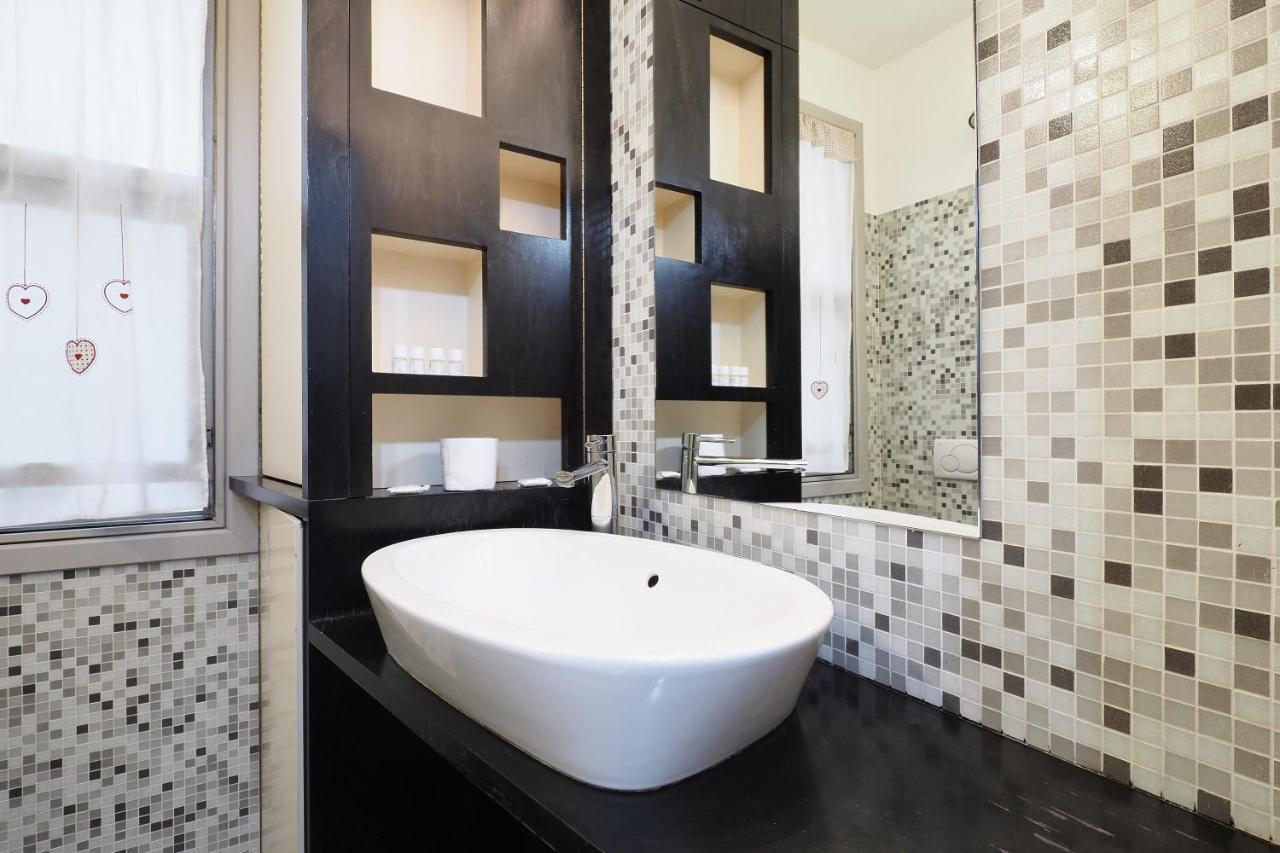 Mila Apartments Alessi มิลาน ภายนอก รูปภาพ