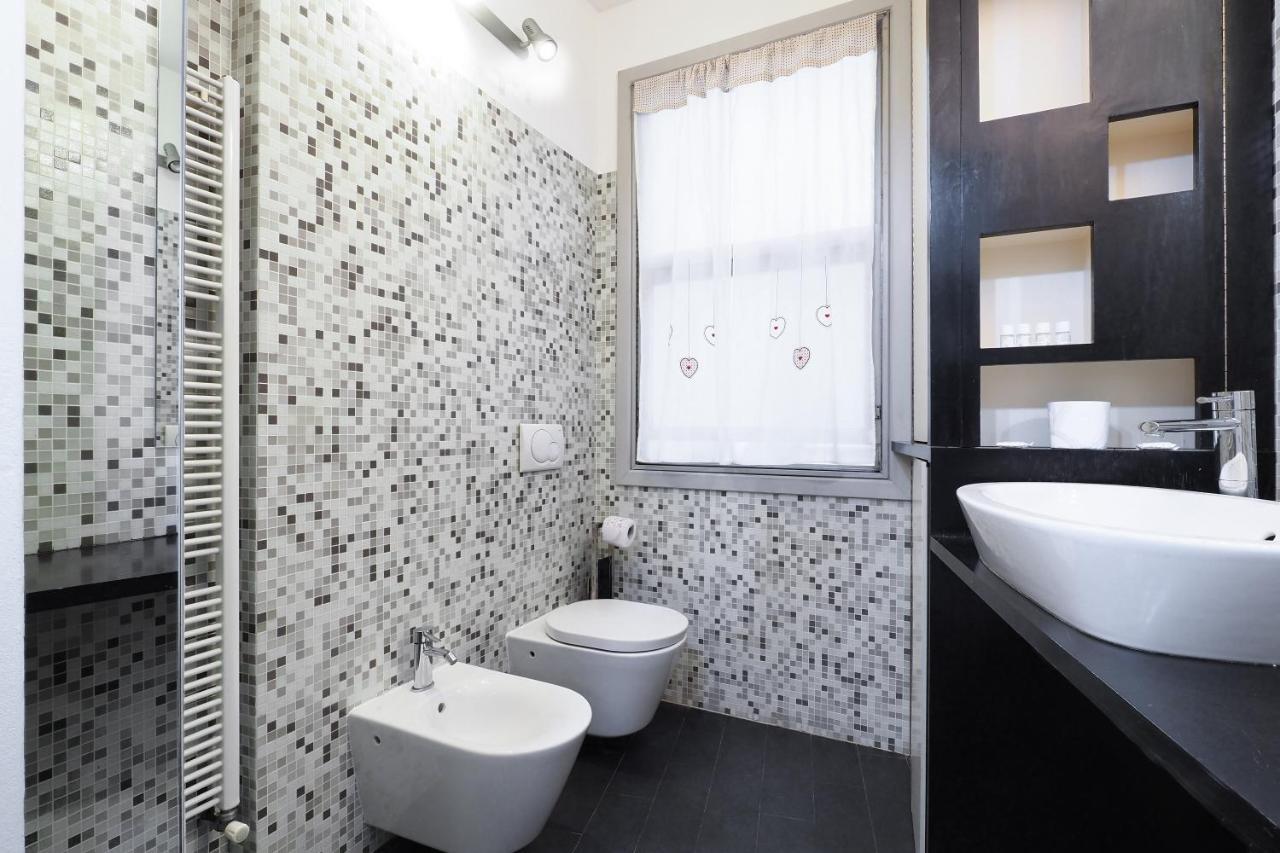 Mila Apartments Alessi มิลาน ภายนอก รูปภาพ